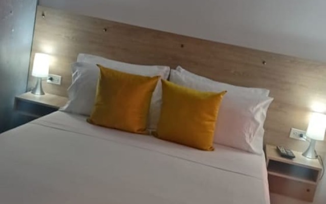 Ca-1 Habitacion En Cartagena