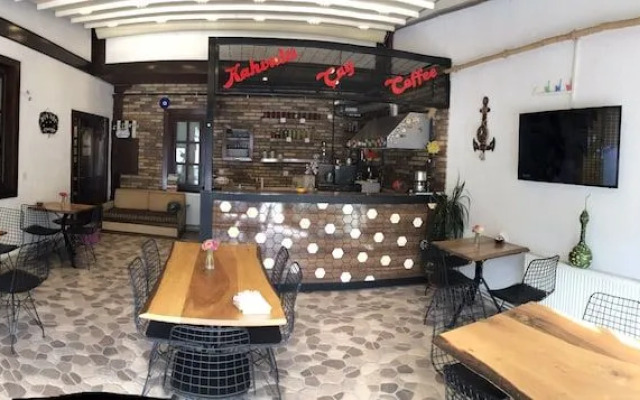 Ziyagil Konağı