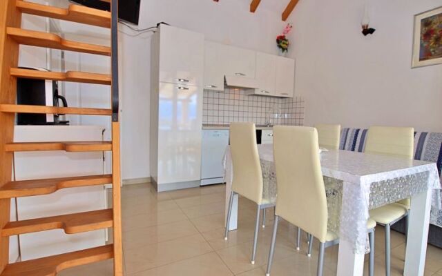 Holiday Home Villa Tonka