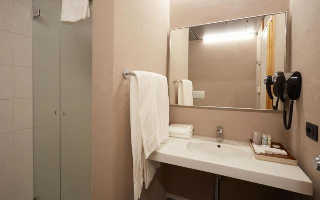 DC Hotel international