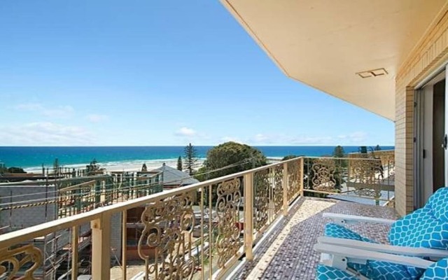 Blue Horizons Apartment 6