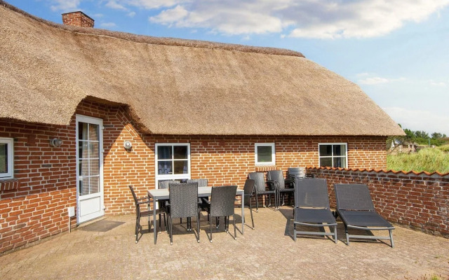 12 Person Holiday Home in Ringkobing-by Traum