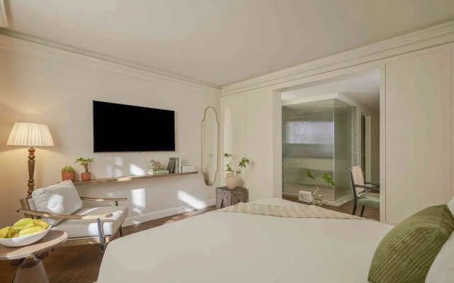 President Maison Signature by M Village
