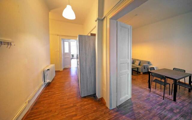 Peter's Tower Apartments