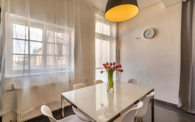 Štupartská 9 - Tyn Church View Apartment with terrace