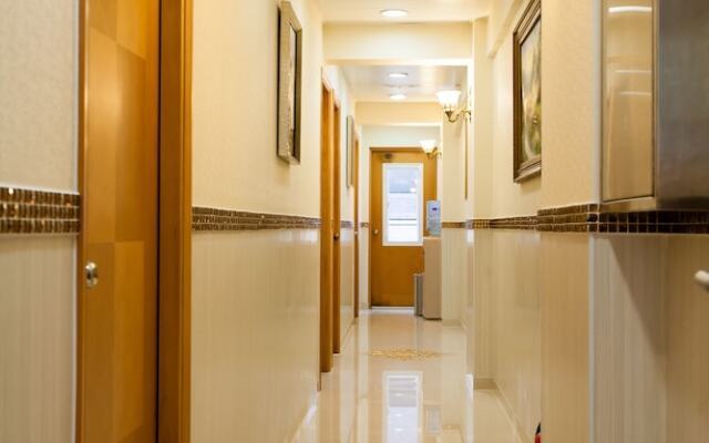 J2 Guest House
