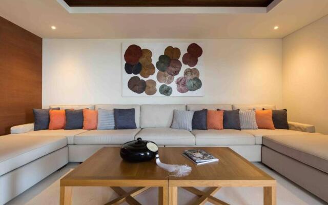 Ultimate Luxury Villa, Fantastic 180° Sea View !