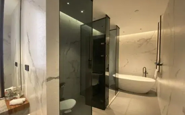 Nanjing Olympic Sports Expo Center UEASY Hotel