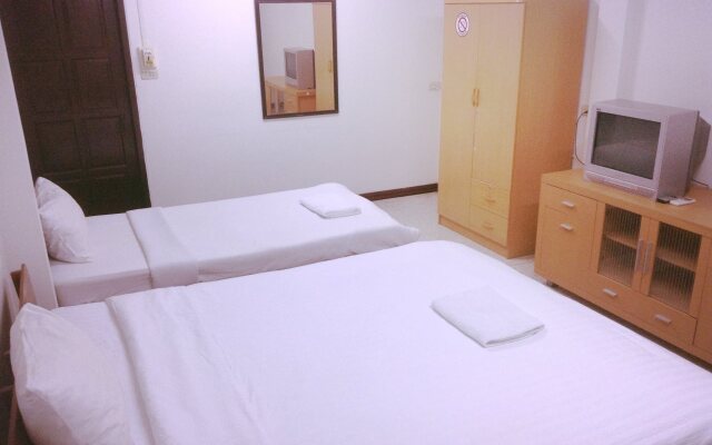 Pandinthong Apartment