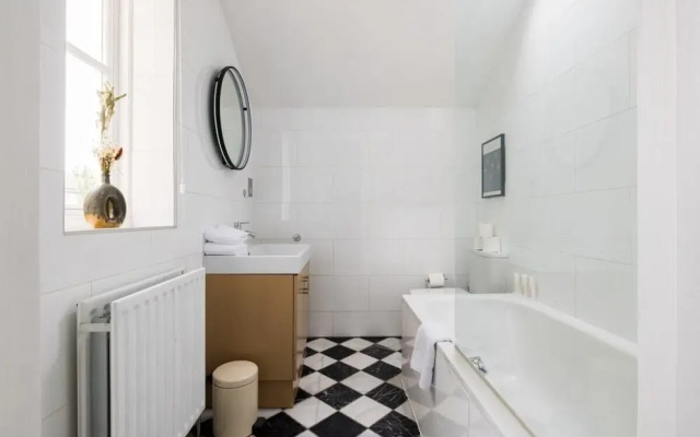 The Hackney Secret - Stylish 2bdr House With Garden, London