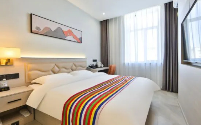 Hoklu Business Hotel (Yanji Yanbian University North Korea Folk Garden Dinosaur Kingdom Branch) – Guest Rooms – Yanbian