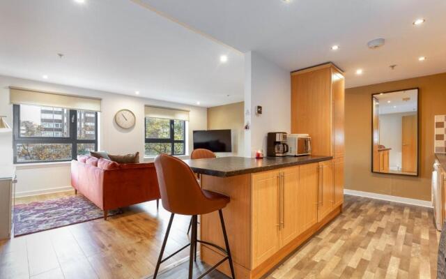 Executive 7 Glasgow City