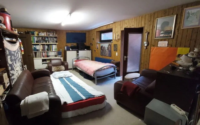 Private Room In Country House, Erkelenz