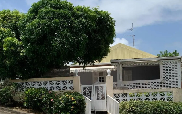 Villa à louer à Sainte-Anne en Martinique
