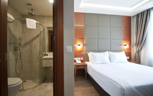 Glorious Hotel - Image 6