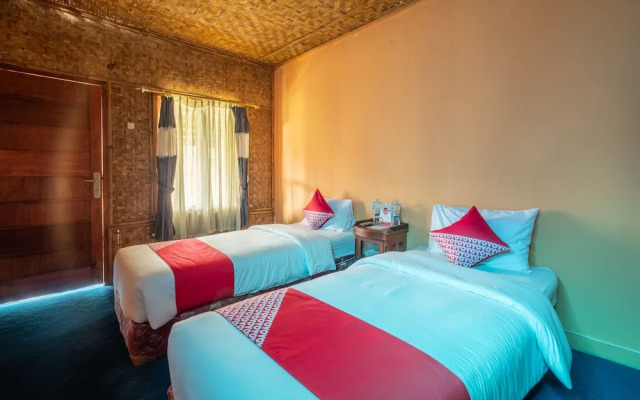 OYO 644 Grand Yustik Selabintana