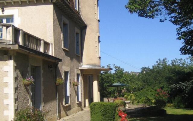 Chambre dHôtes Château La Roussille