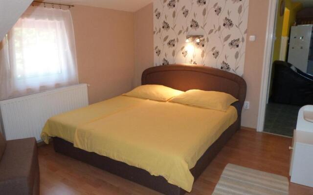 Andi Apartman