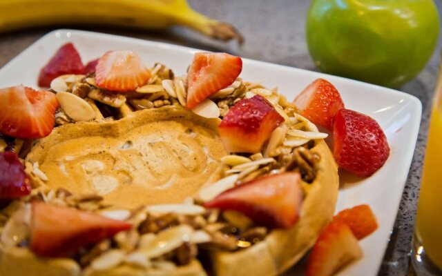 White Pines Inn & Suites