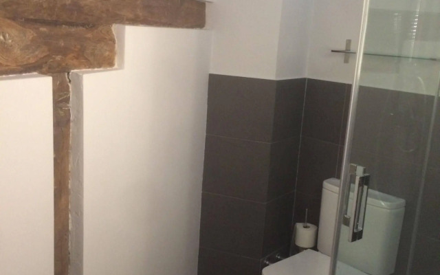 Diezmadrid Hostal