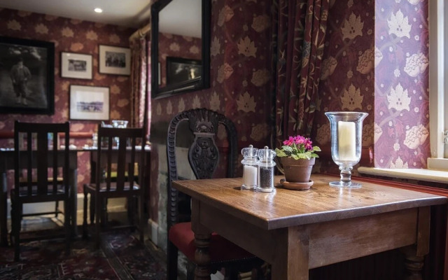 The Howard Arms