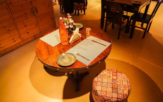 Montrose 11 Boutique