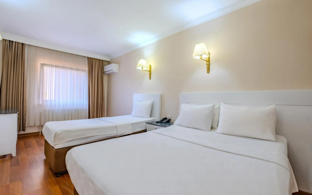 Pera Tulip Hotel & SPA
