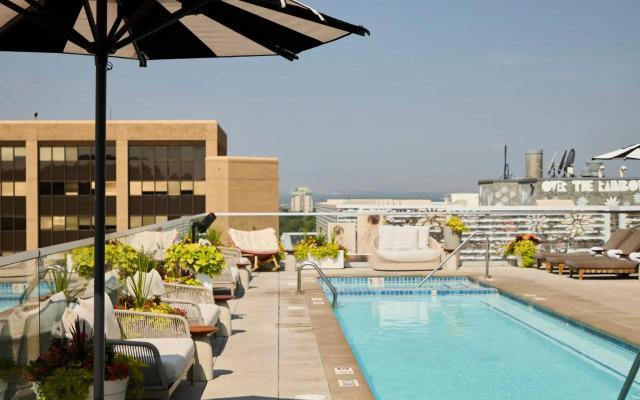 Halcyon - a hotel in Cherry Creek