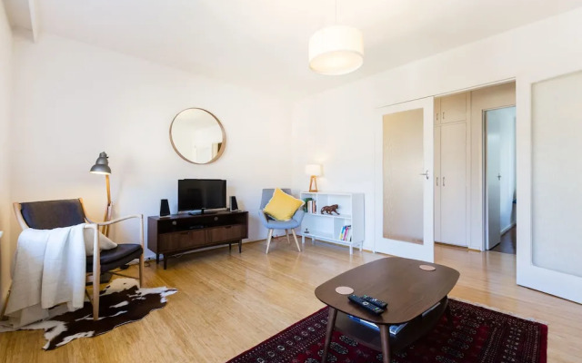 Rosie 2Bdr Stkilda Apartment