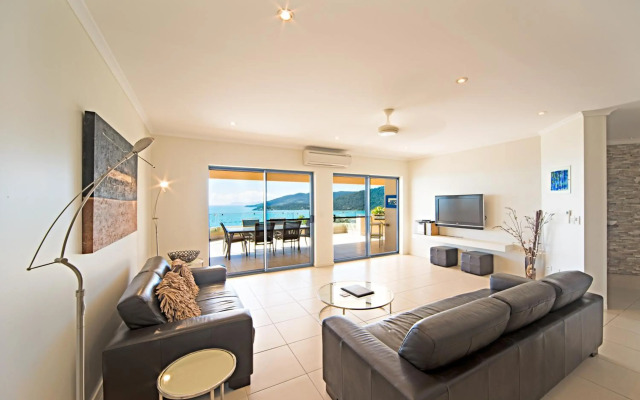 Sea Star Apartments