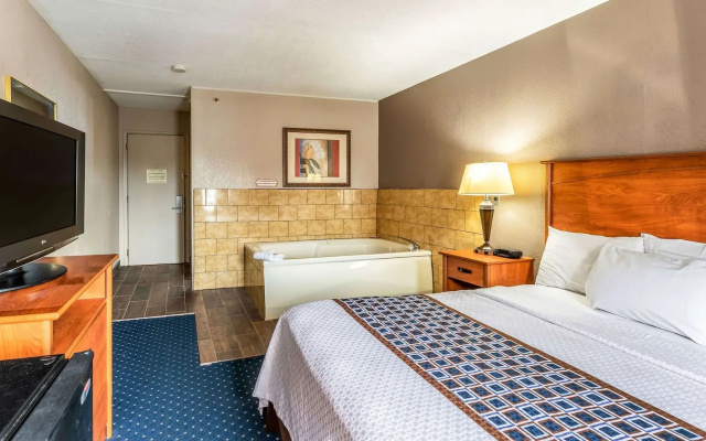 Magnuson Hotel Detroit Airport