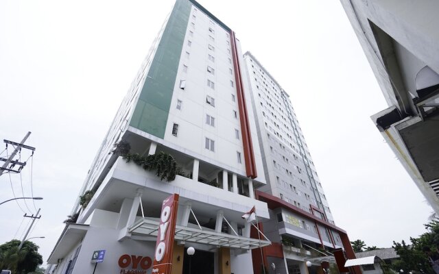 Super OYO Capital O 91962 Pavilion Permata Surabaya