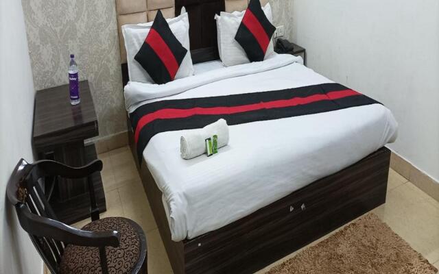 Staygo Hotel Near Haridwar Railway station