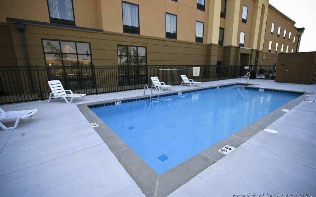 Hampton Inn Crossville