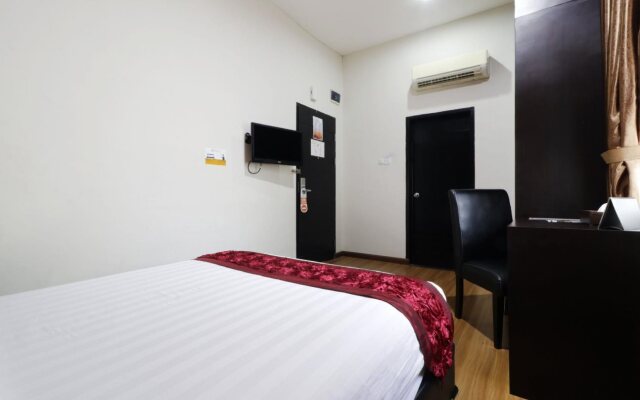 Grand Kanaya Hotel