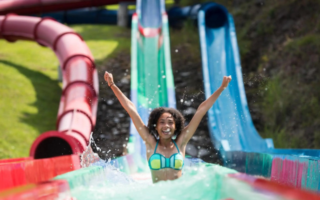 Camelback Lodge & Aquatopia Indoor Waterpark
