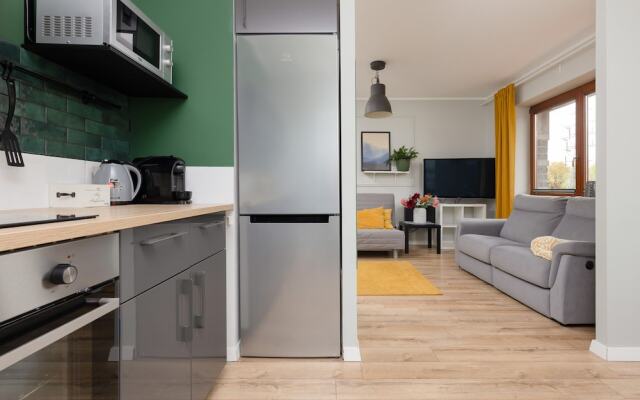 Apartment Warsaw Woronicza by Renters