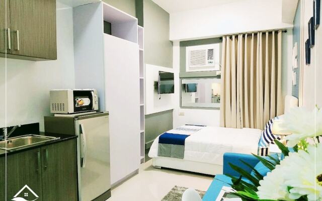 Les Luxe Rooms - Symphony Tower 2