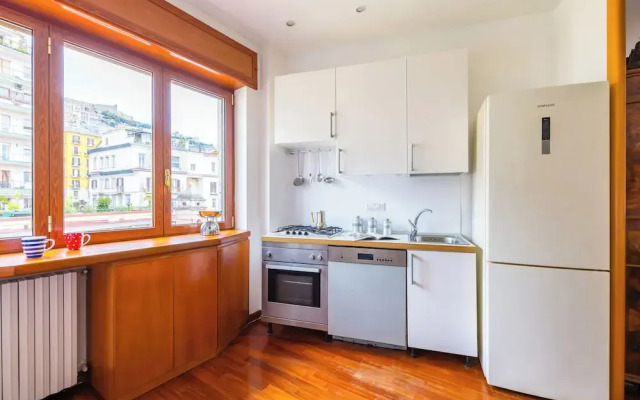 Colonna Classic Style Apartment