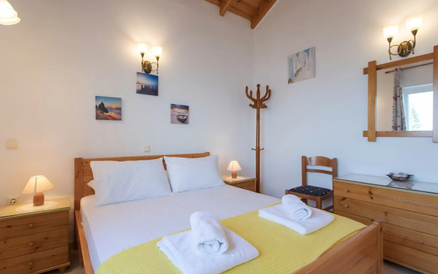 Manos Apartments