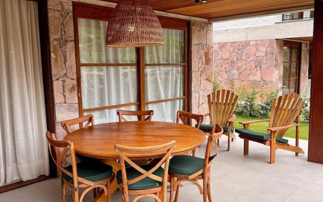 Refúgio Elegante e Confortável 25