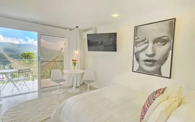 Casa Reina by Villa Alejandro