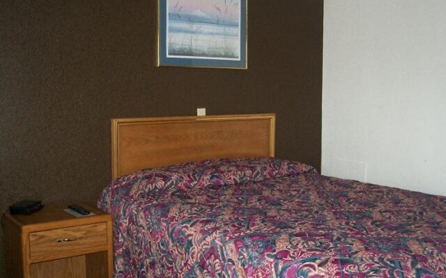 1st Interstate Inn - Alliance