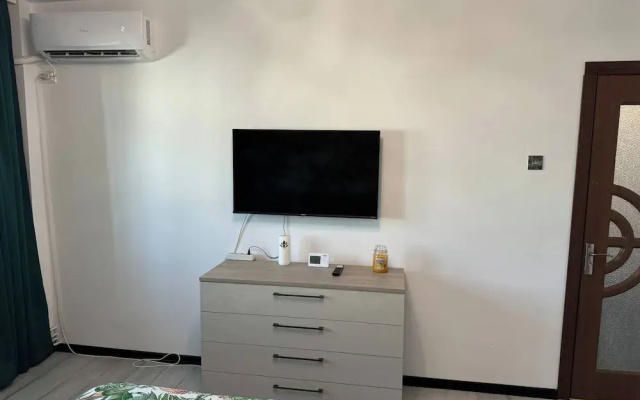 Modern 2-bedroom Apartment in Central Ploiești