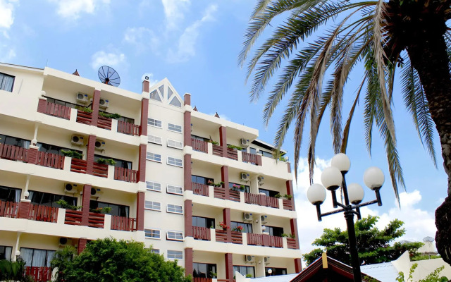 Mermaid's Beach Resort