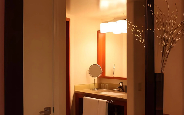 The Paramount Hotel