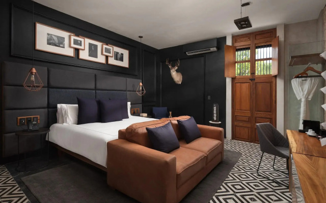 Diez Diez Collection