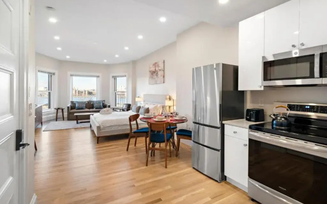 Charlesgate Suites