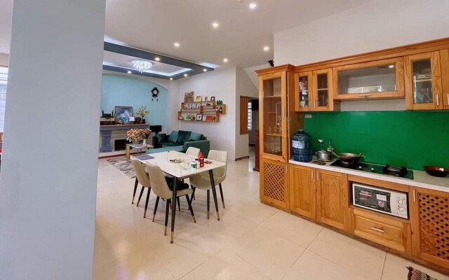 Hanz 1992 Villa Dalat