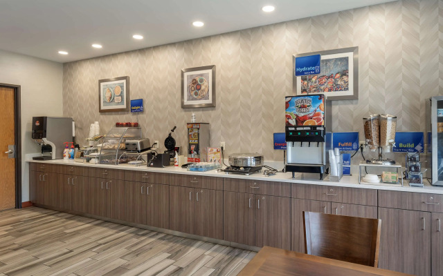 Best Western St. Clairsville Inn & Suites